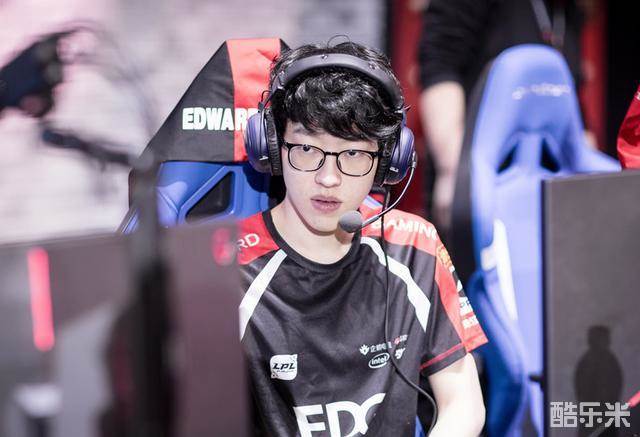 悬念仍在 悬念仍在