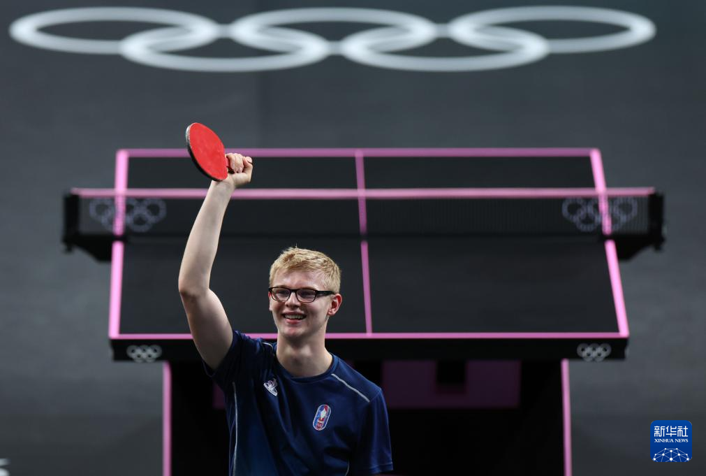 强调篮板卡 强调篮板卡